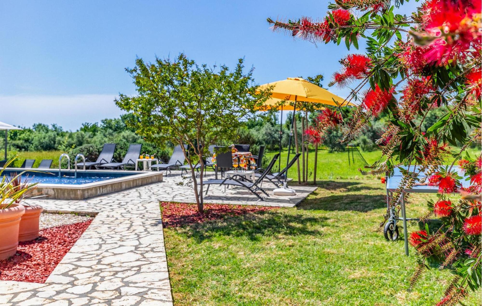 Amazing Home In Valtura 외부 사진