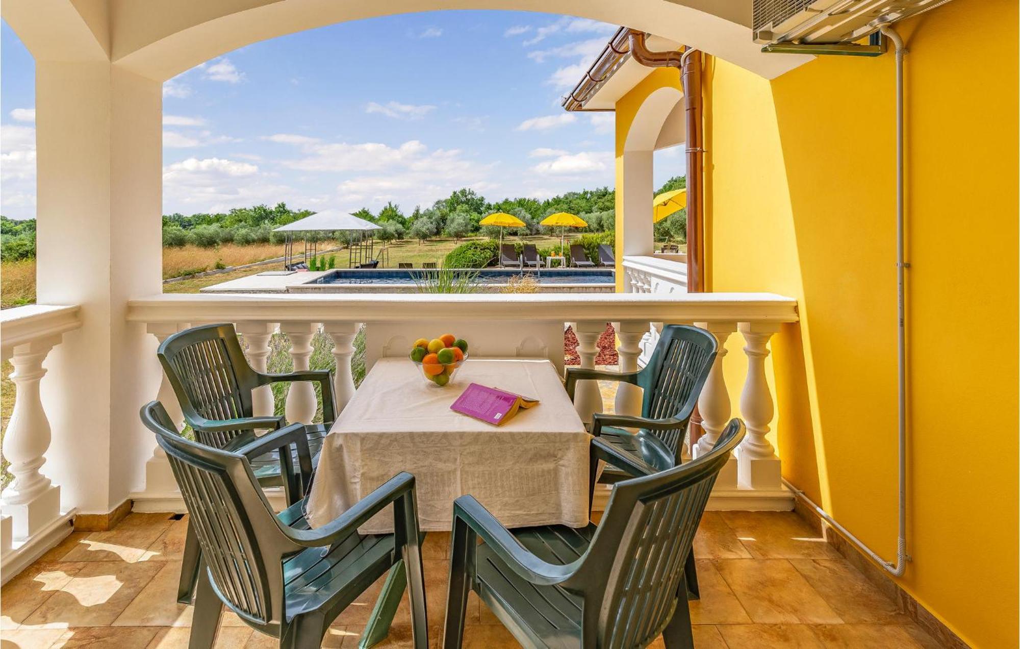 Amazing Home In Valtura 외부 사진